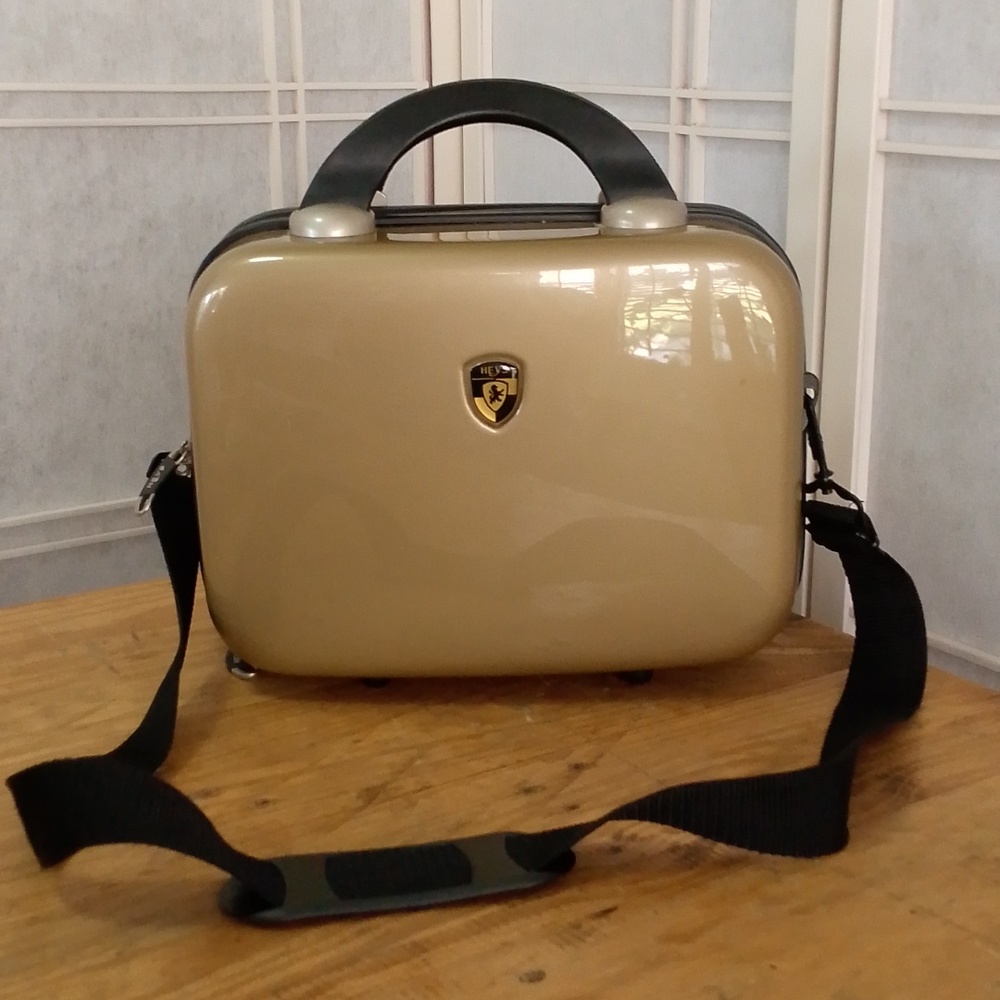 Heys Hardshell Travel Case Make Up Bag